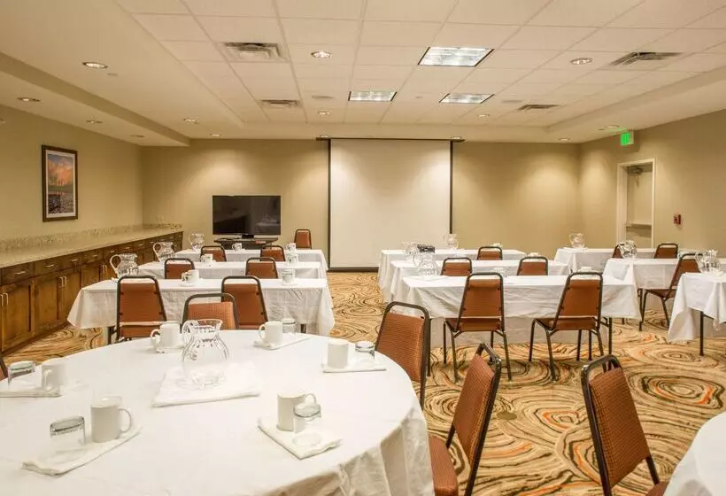ホテル Hampton Inn & Suites Whitefish