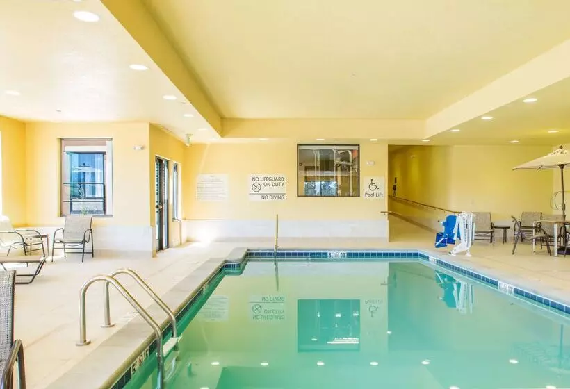ホテル Hampton Inn & Suites Whitefish