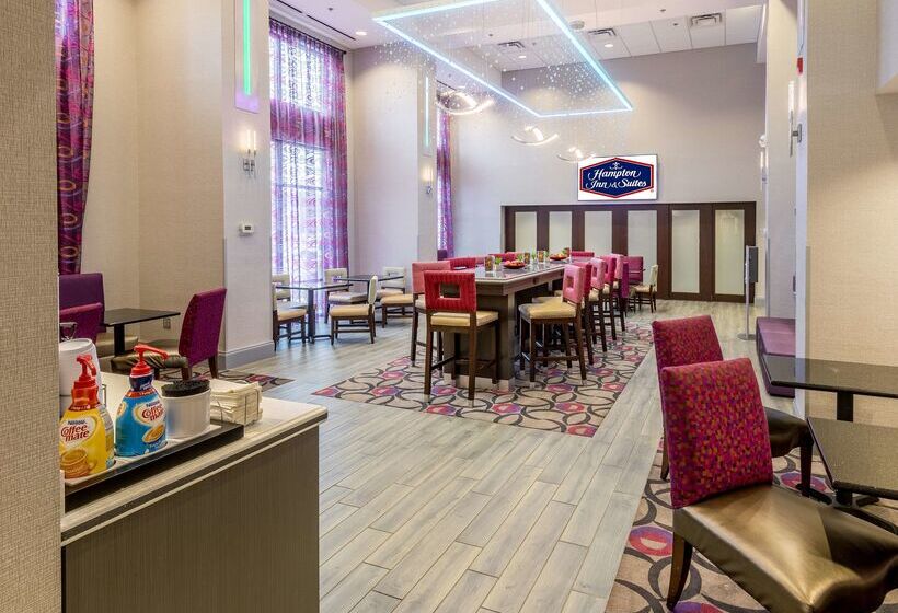 ホテル Hampton Inn & Suites Dublin