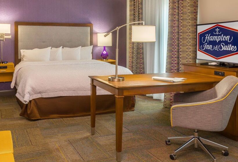 ホテル Hampton Inn & Suites Dublin