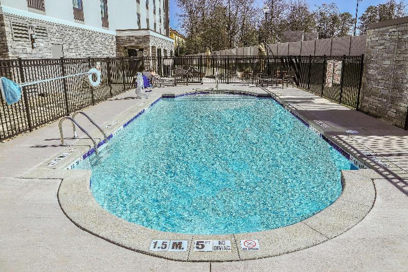 ホテル Hampton Inn & Suites Dublin