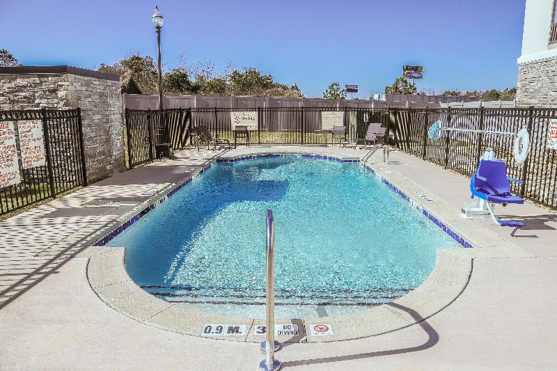 ホテル Hampton Inn & Suites Dublin