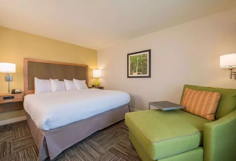 Hotelli Hampton Inn Waynesboro