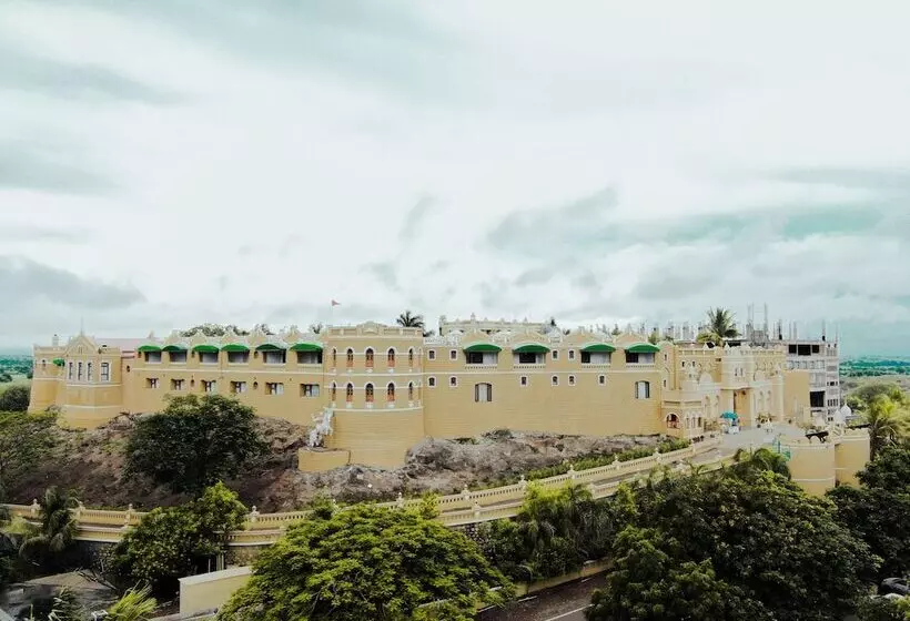 ホテル Heritage Khirasara Palace