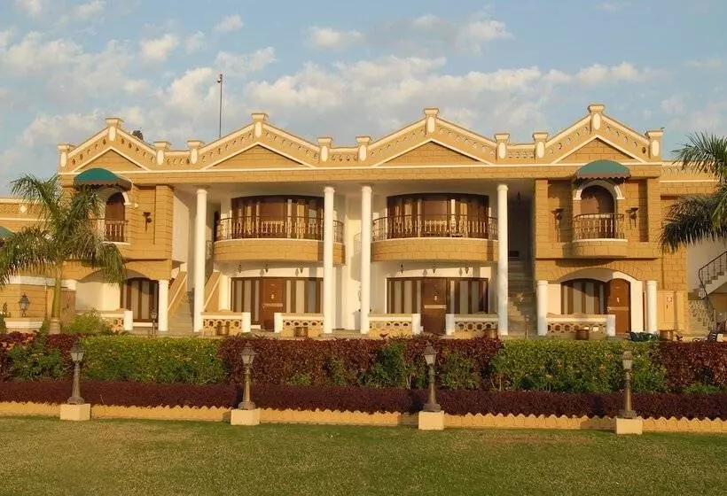 ホテル Heritage Khirasara Palace