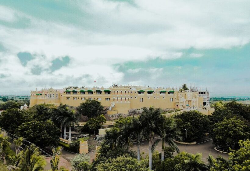 فندق Heritage Khirasara Palace