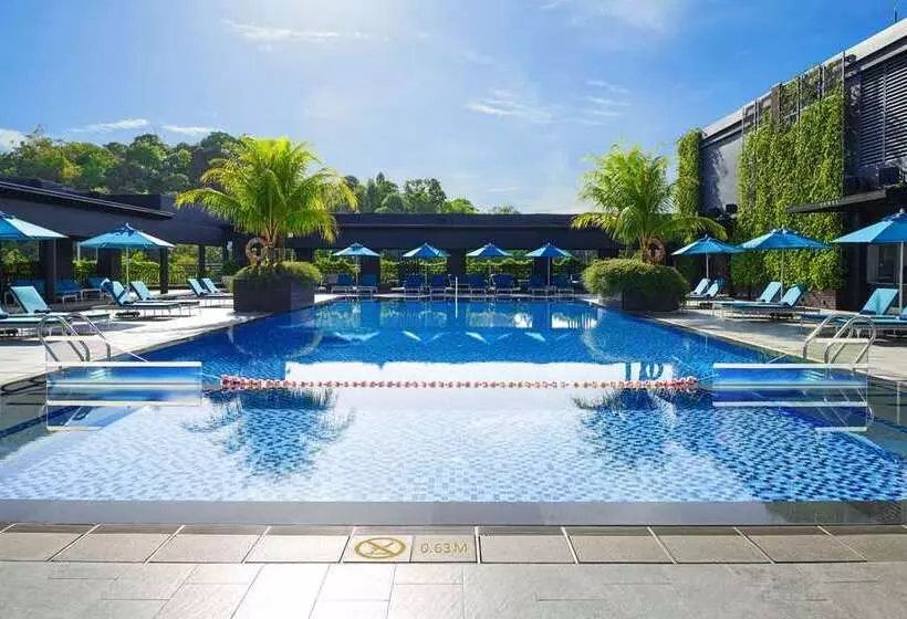 ホテル Hilton Kota Kinabalu