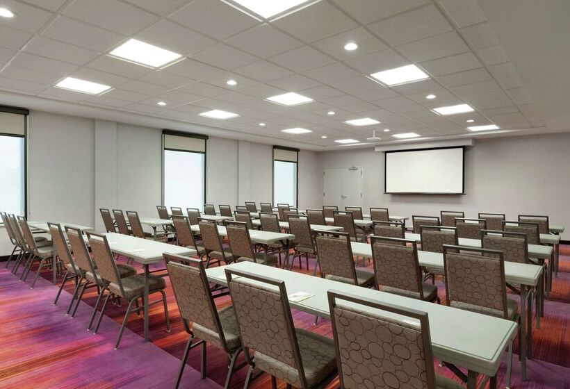 Отель Home2 Suites By Hilton West Monroe