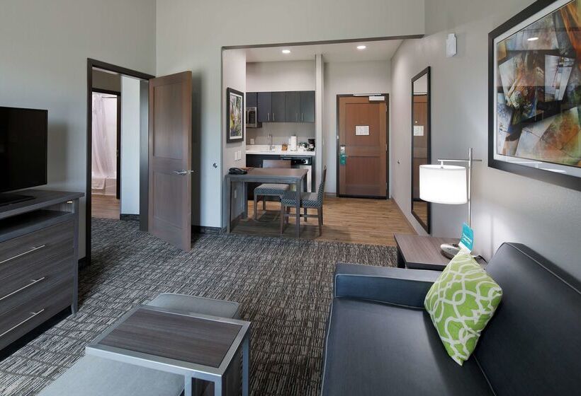 فندق Homewood Suites By Hilton Topeka