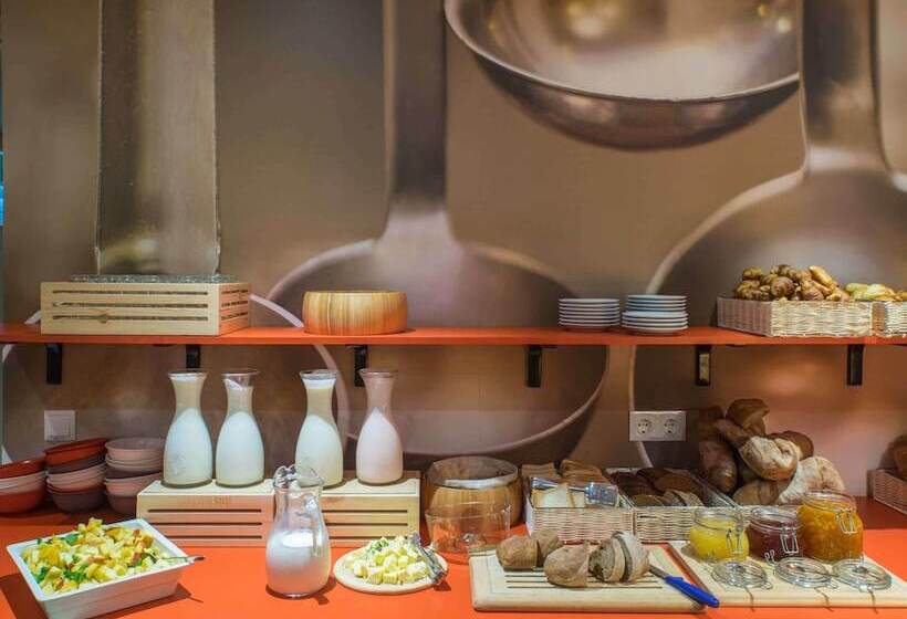 هتل Ibis Riga Centre