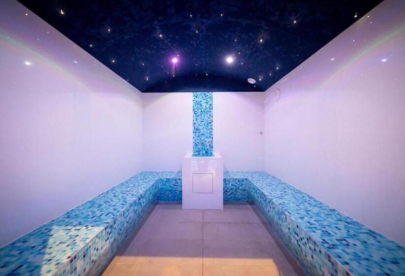 בית מלון כפרי International Beach