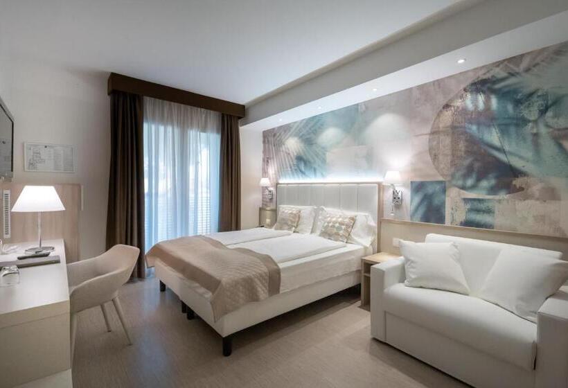 בית מלון כפרי International Beach