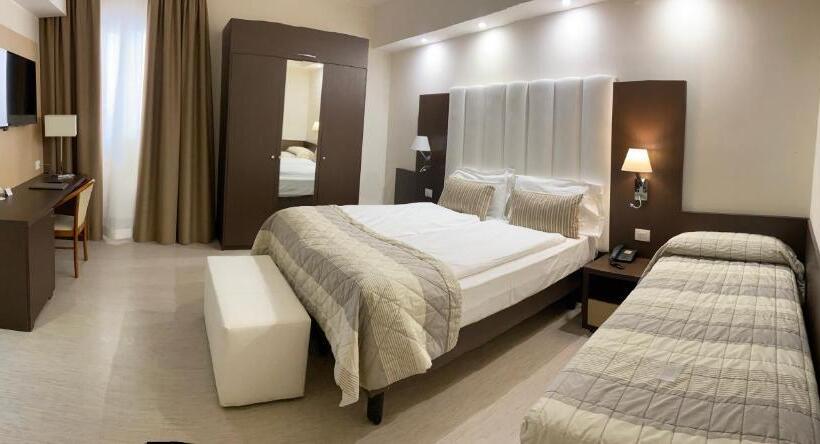 בית מלון כפרי International Beach