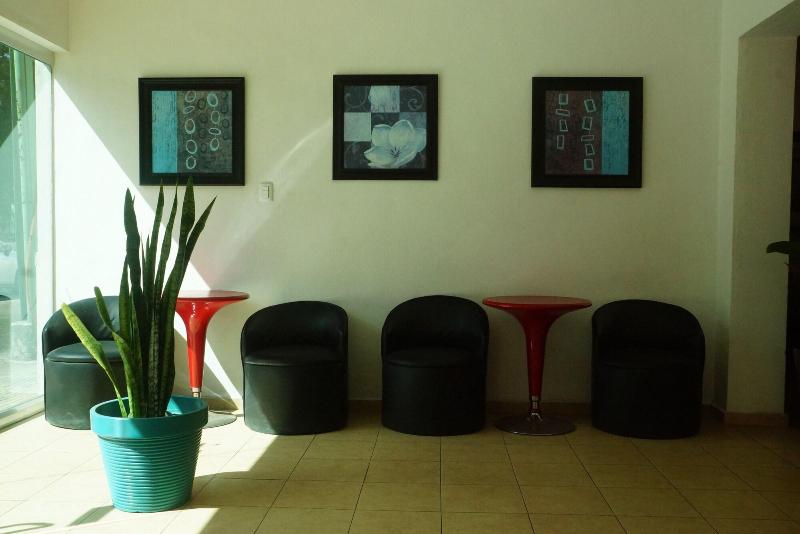 Hotel Las Dalias Inn