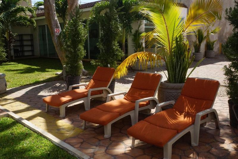 Hotel Las Dalias Inn