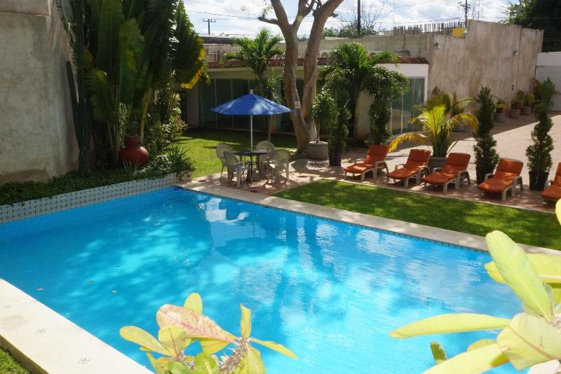 Hotel Las Dalias Inn