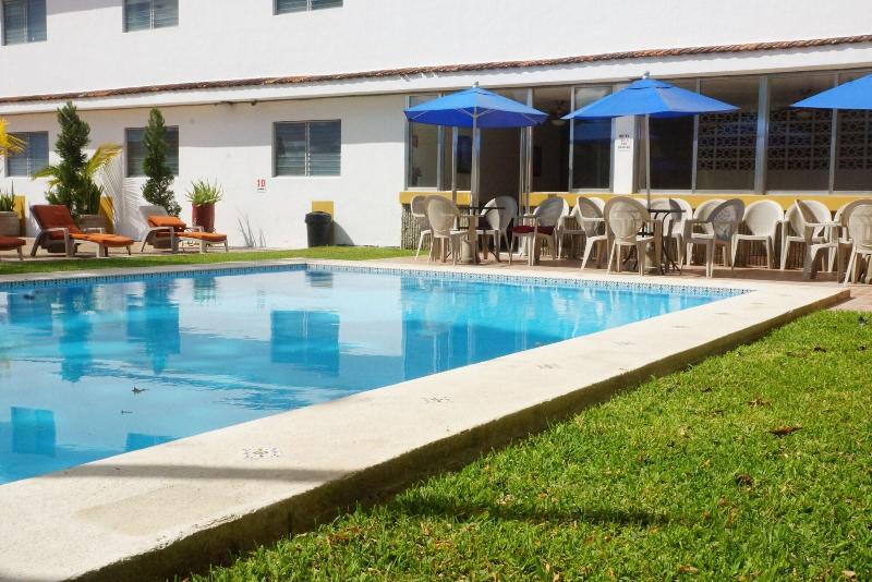 Hotel Las Dalias Inn