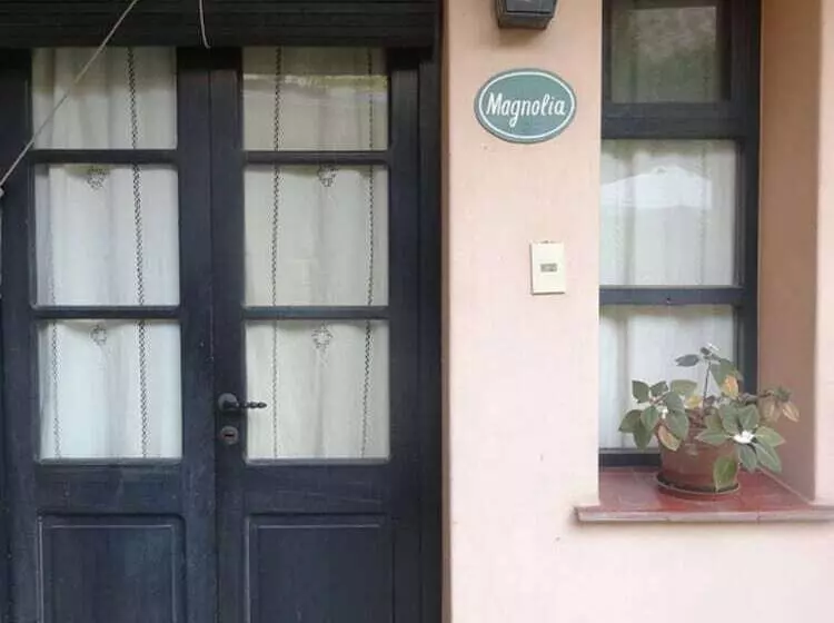 هتل Posada De La Flor