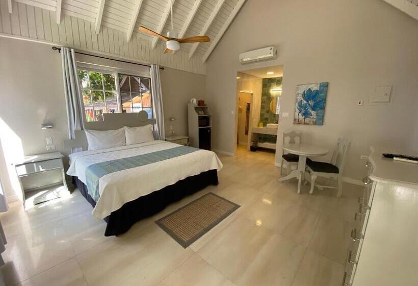 هتل The Boardwalk Village