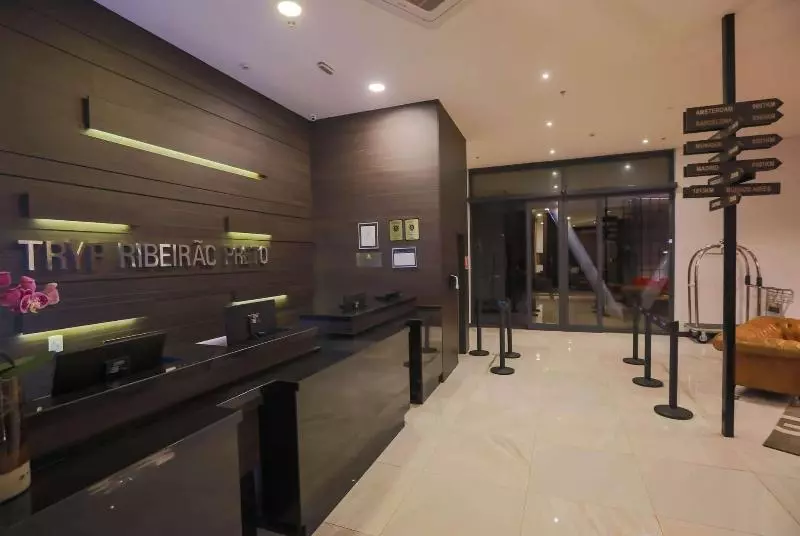 ホテル Tryp By Wyndham Ribeirao Preto