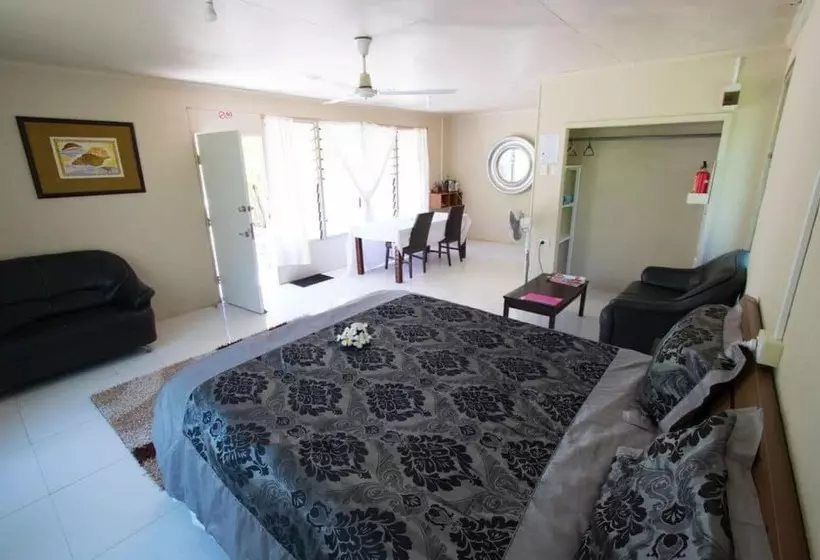 هتل White Sands Beach Resort Tonga