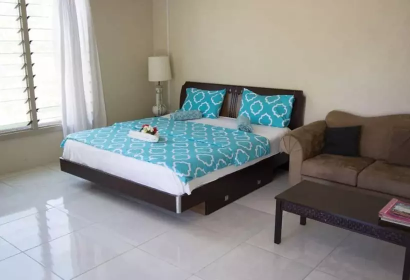 هتل White Sands Beach Resort Tonga
