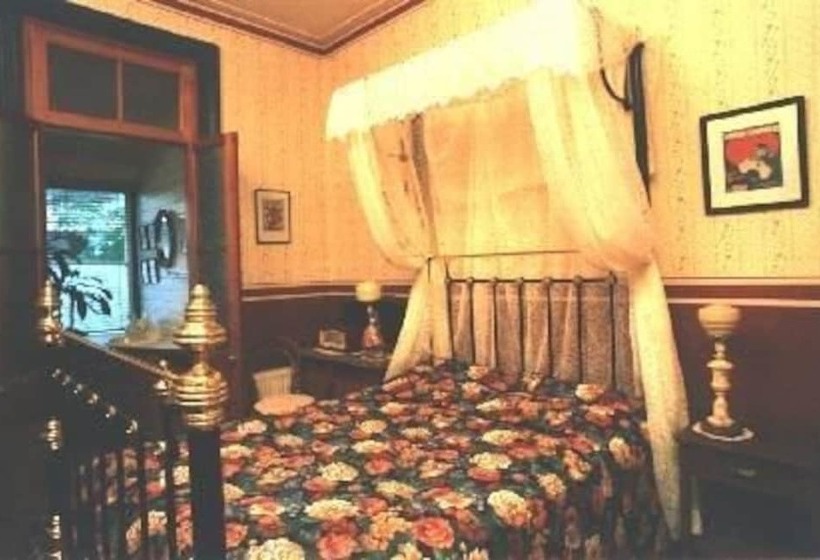 Sirens Bed & Breakfast