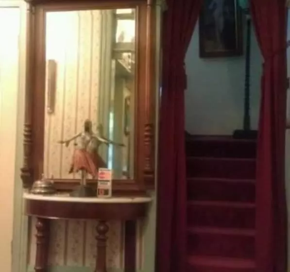Sirens Bed & Breakfast