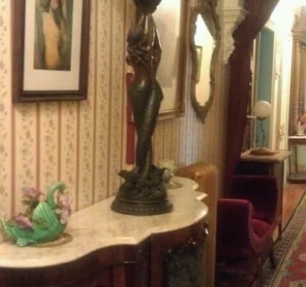 Sirens Bed & Breakfast