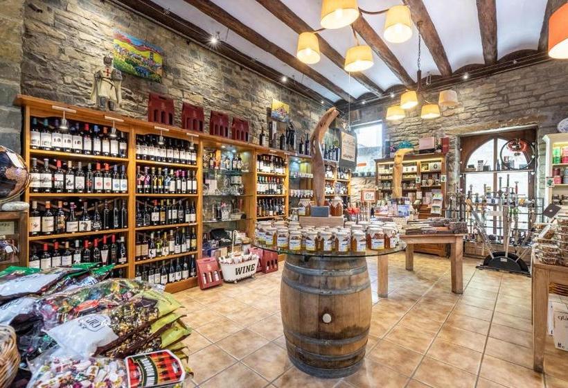 Apartamentos Casa Rivera