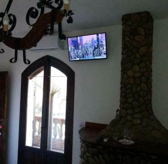 مبيت وإفطار Castello