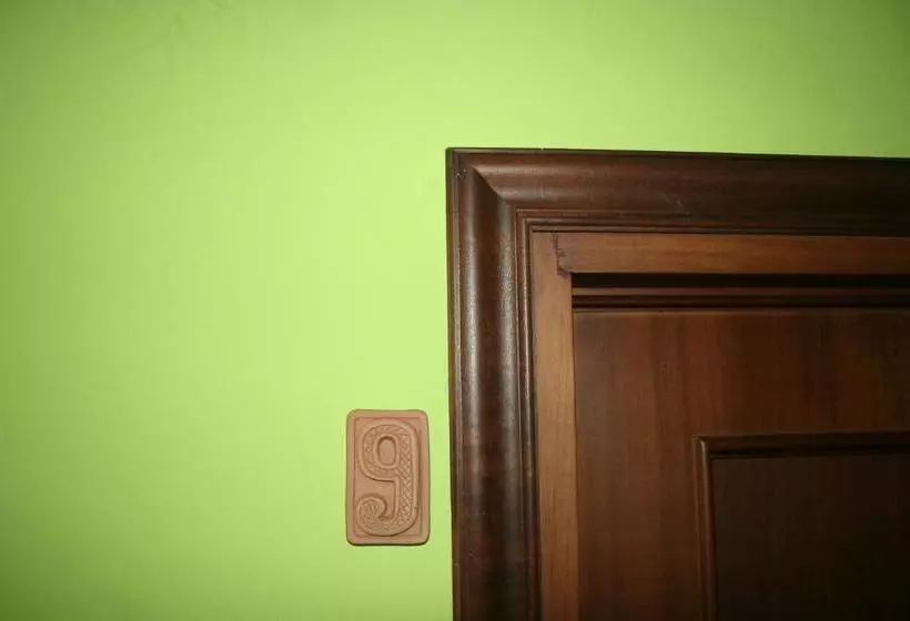تختخواب و صبحانه Casa Dei Fiori