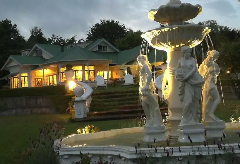 Aamiaismajoitus (B&B) Country Villa Estate