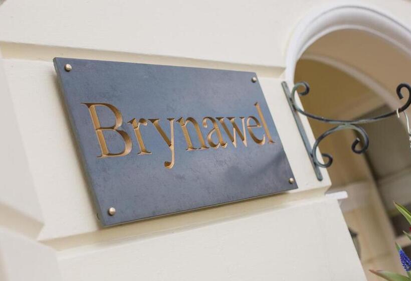 Aamiaismajoitus (B&B) James Place At Brynawel