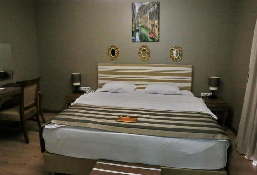 هتل Adana City Boutique