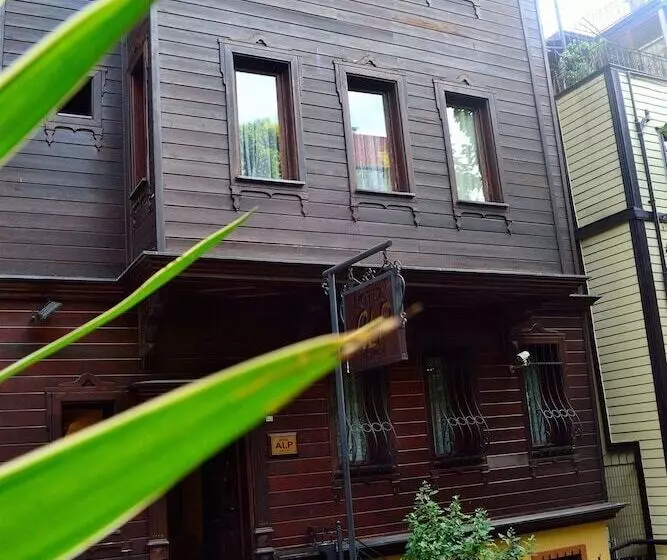 ホテル Alp Guesthouse