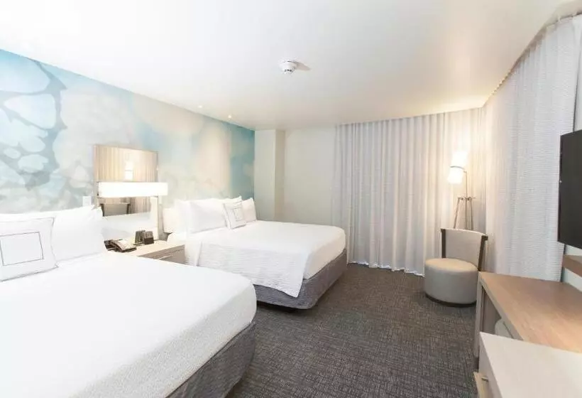 Hotelli Courtyard By Marriott Houston City Place