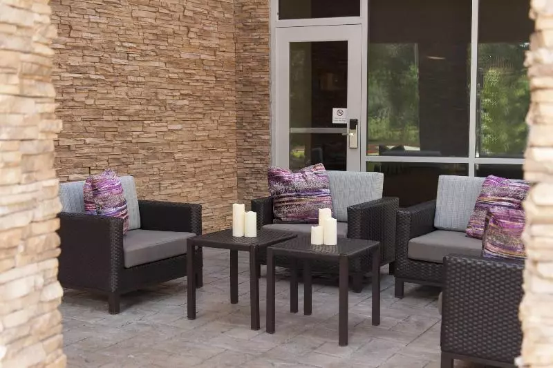Hotelli Courtyard By Marriott Houston City Place