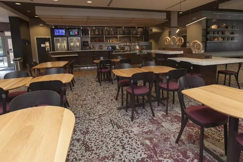 Hotelli Courtyard By Marriott Houston City Place