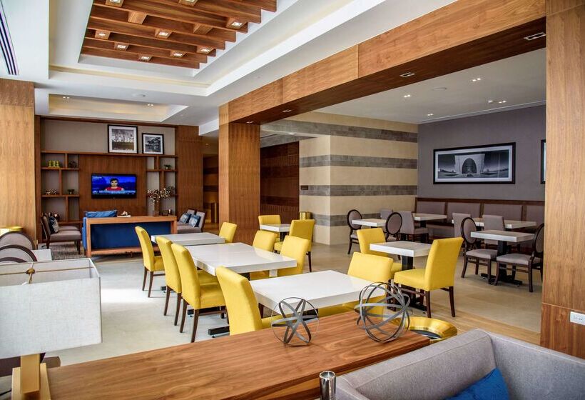 호텔 Hampton Inn By Hilton Piedras Negras