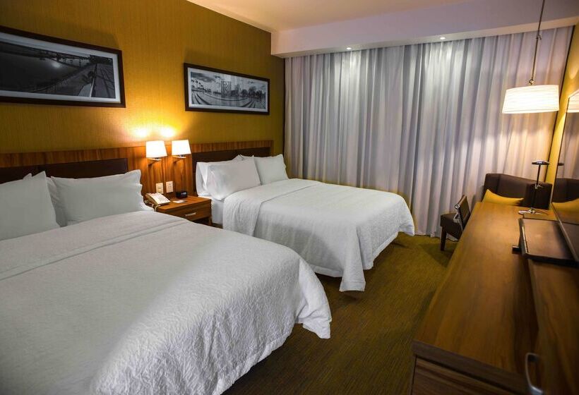 호텔 Hampton Inn By Hilton Piedras Negras
