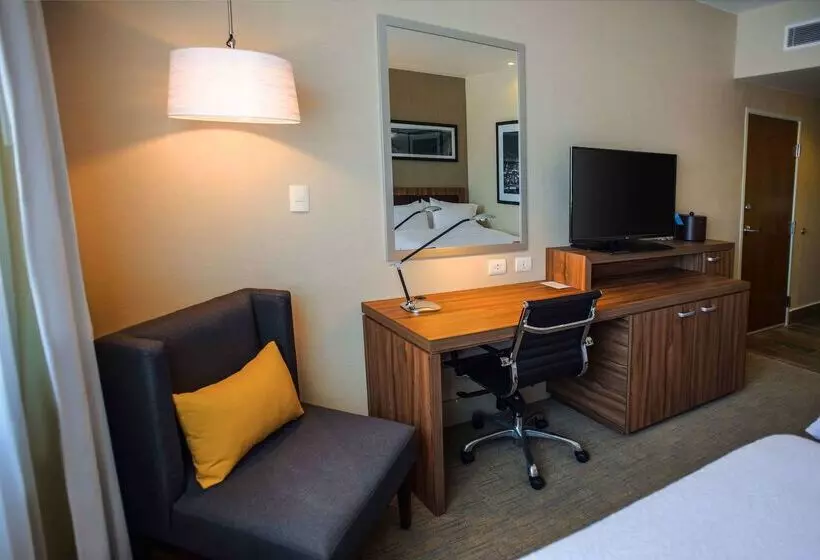 ホテル Hampton Inn By Hilton Piedras Negras