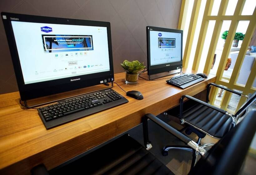 호텔 Hampton Inn By Hilton Piedras Negras