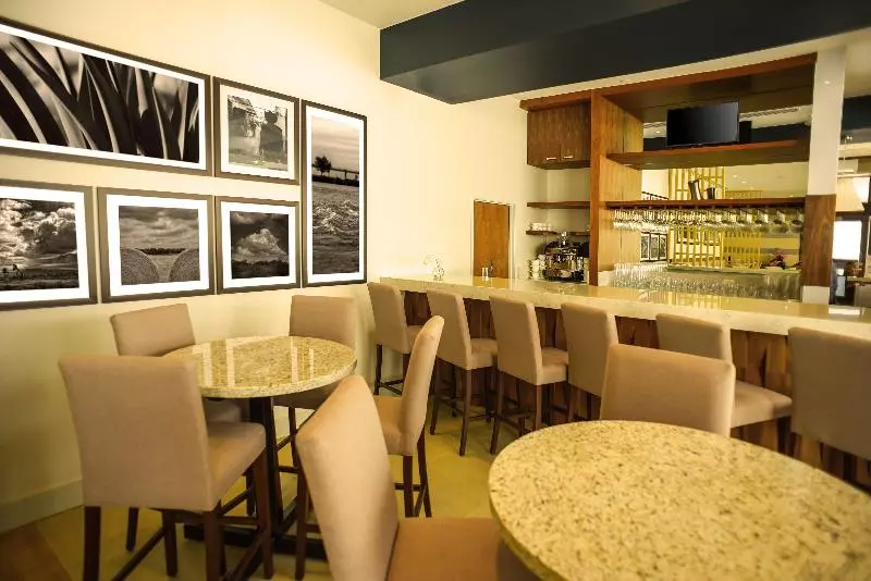 ホテル Hampton Inn By Hilton Piedras Negras