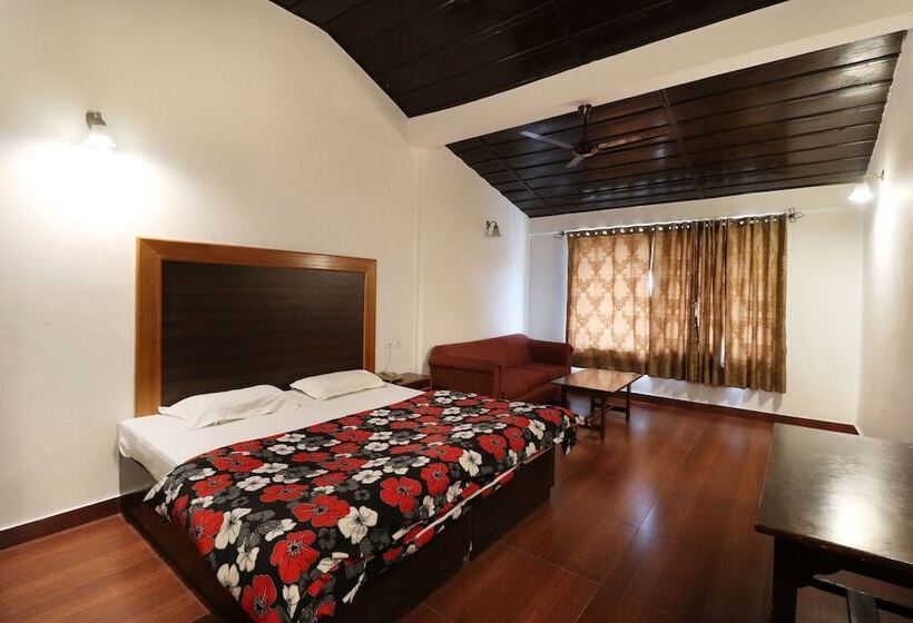 ホテル Himalayan Club