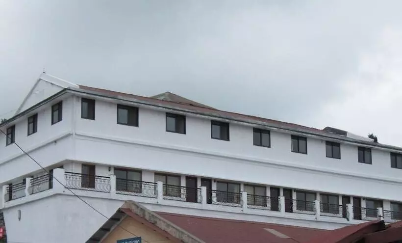Hotelli Himalayan Club