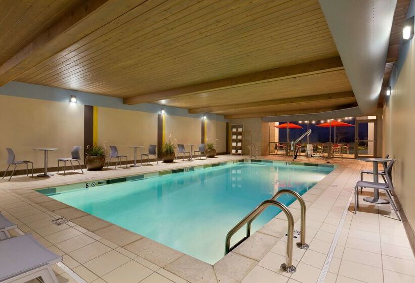 בית מלון כפרי Home2 Suites By Hilton Cincinnati Liberty Township