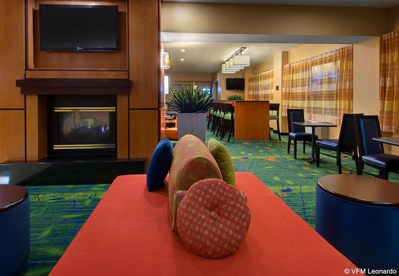 هتل Home2 Suites By Hilton Denver International Airport