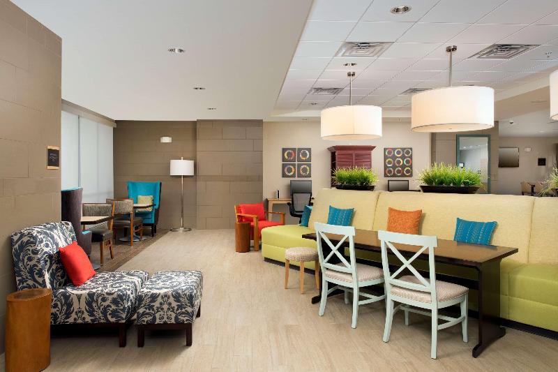 هتل Home2 Suites By Hilton Denver International Airport