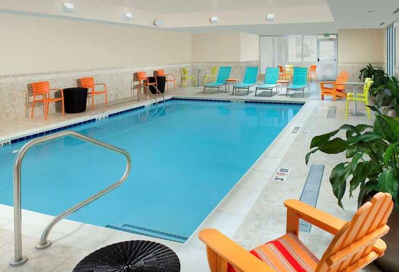 هتل Home2 Suites By Hilton Denver International Airport